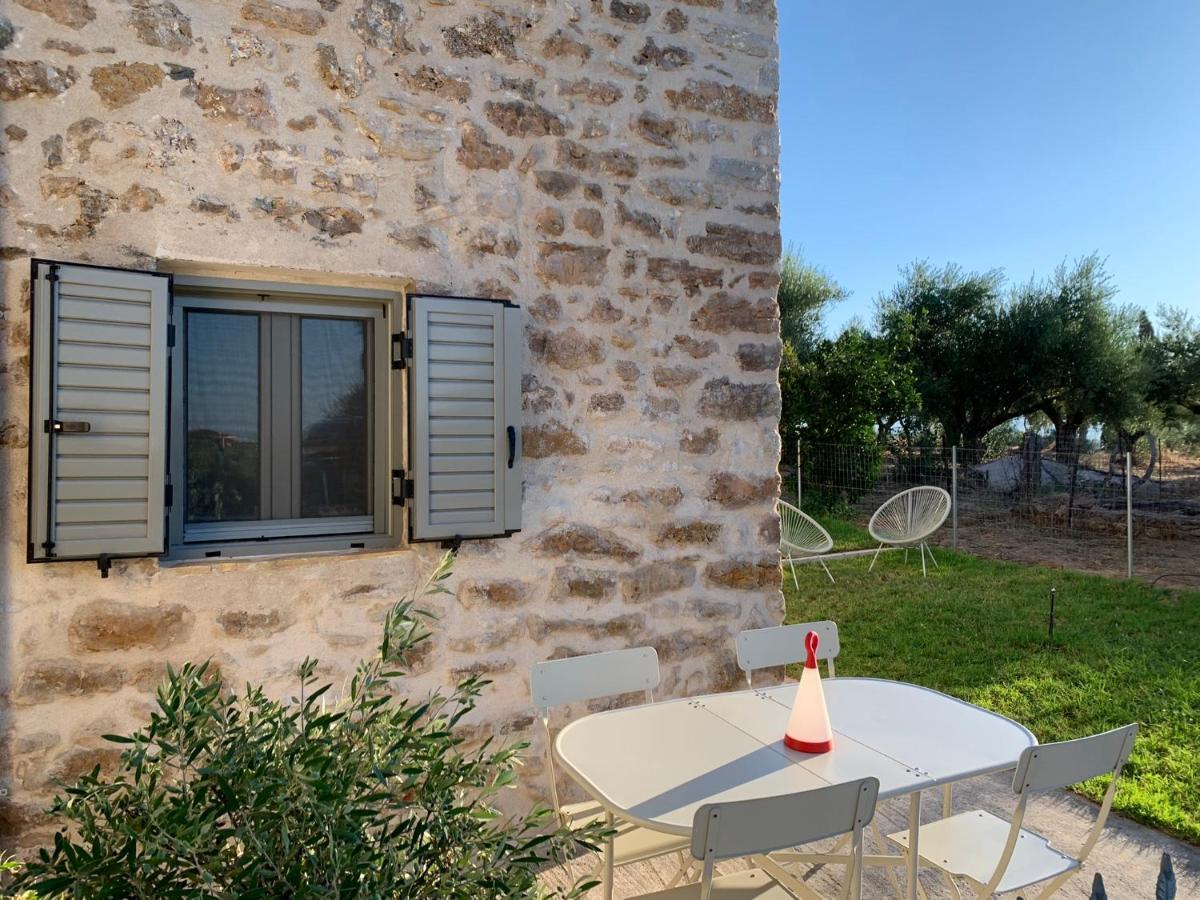 Messinian Stone House Villa Exterior photo