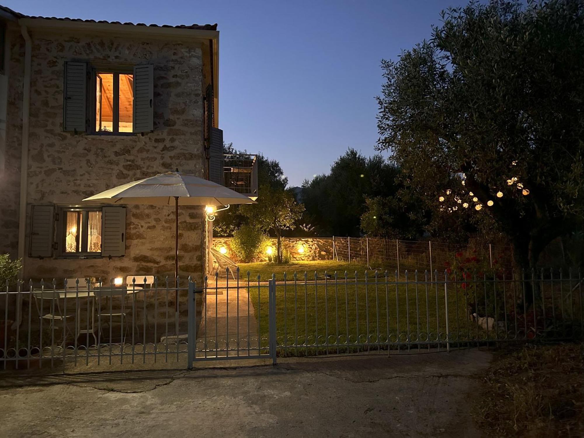 Messinian Stone House Villa Exterior photo