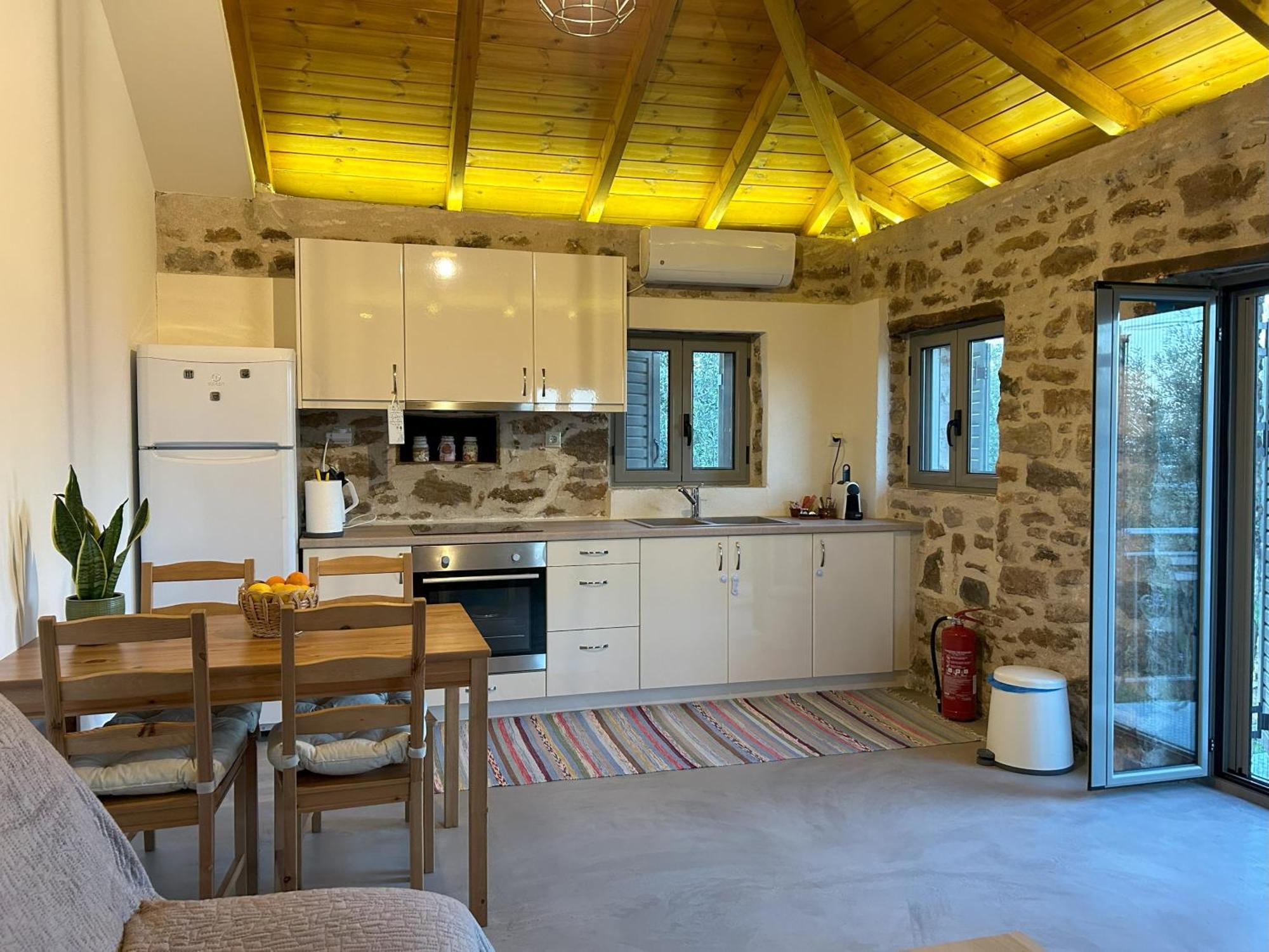 Messinian Stone House Villa Exterior photo
